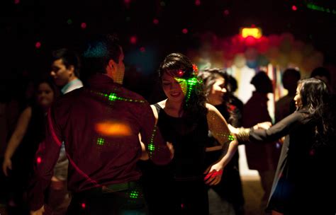 Where to dance salsa and bachata in Barcelona –。